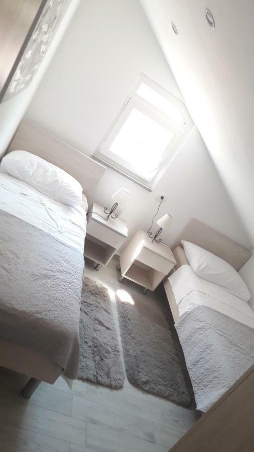 Apartmani Zilic Dugi Rat Dış mekan fotoğraf