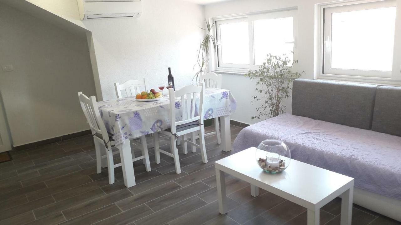 Apartmani Zilic Dugi Rat Dış mekan fotoğraf